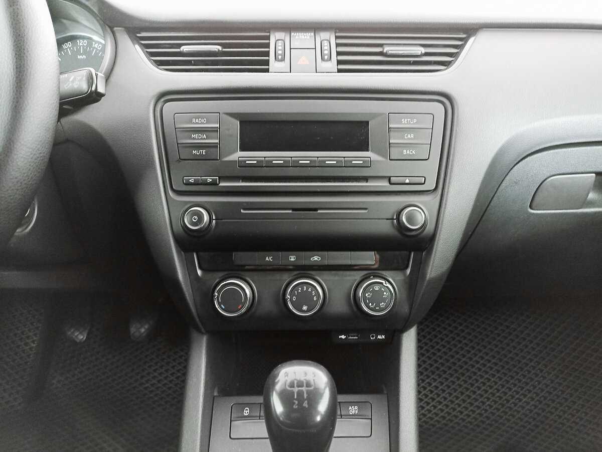 Skoda Octavia с пробегом — 2014 год. Фото: #14