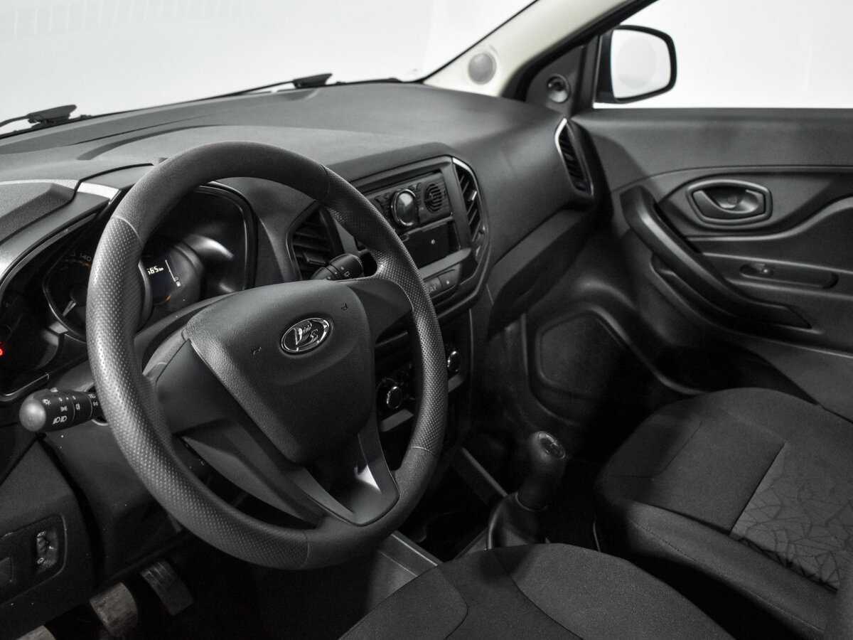 Lada (ВАЗ) XRAY с пробегом — 2019 год. Фото: #8