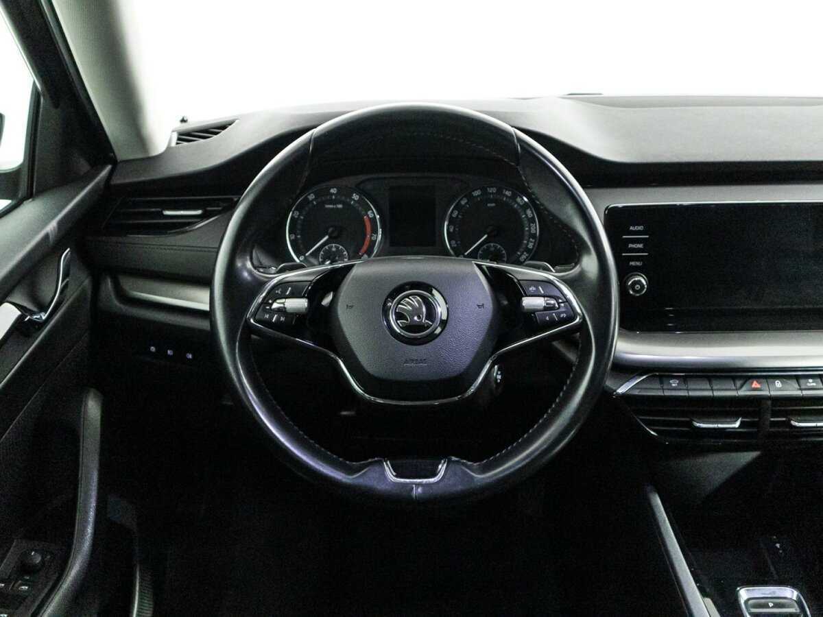 Skoda Octavia с пробегом — 2021 год. Фото: #19