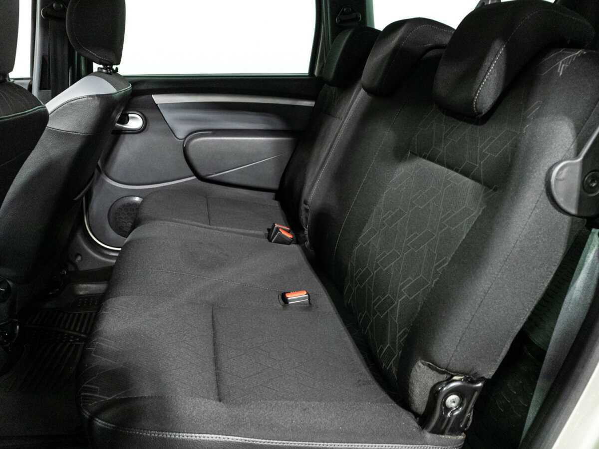 Lada (ВАЗ) Largus с пробегом — 2020 год. Фото: #9