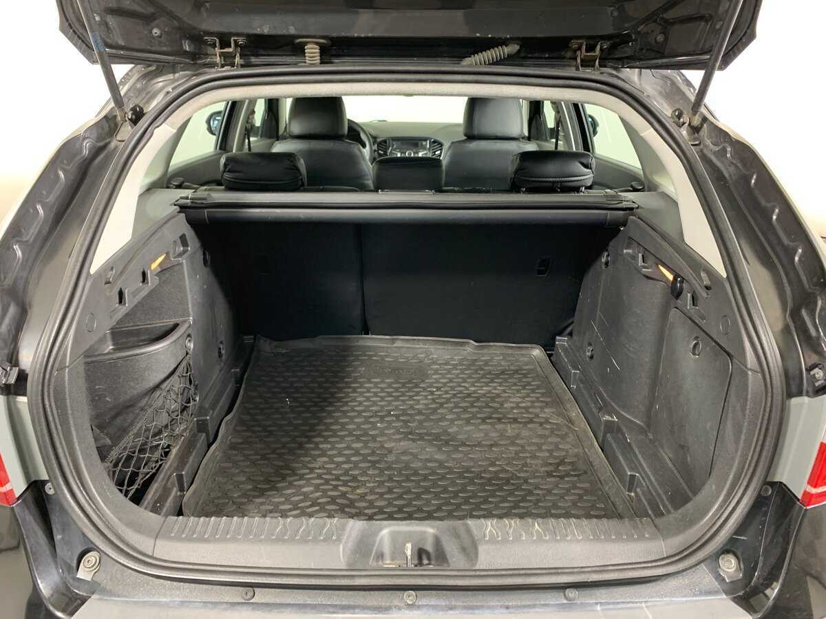 Lada (ВАЗ) Vesta с пробегом — 2018 год. Фото: #19