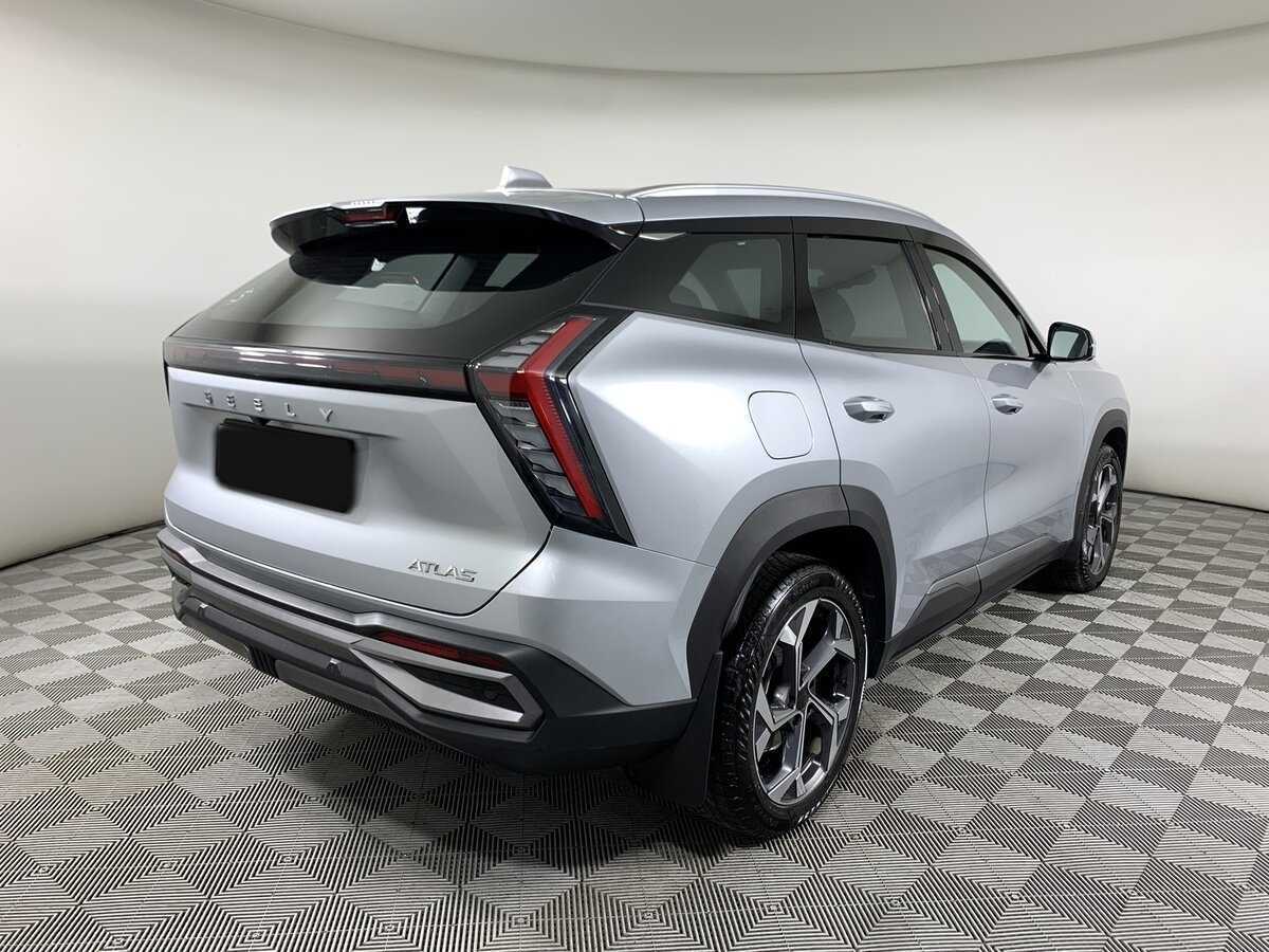 Geely Atlas с пробегом — 2023 год. Фото: #4