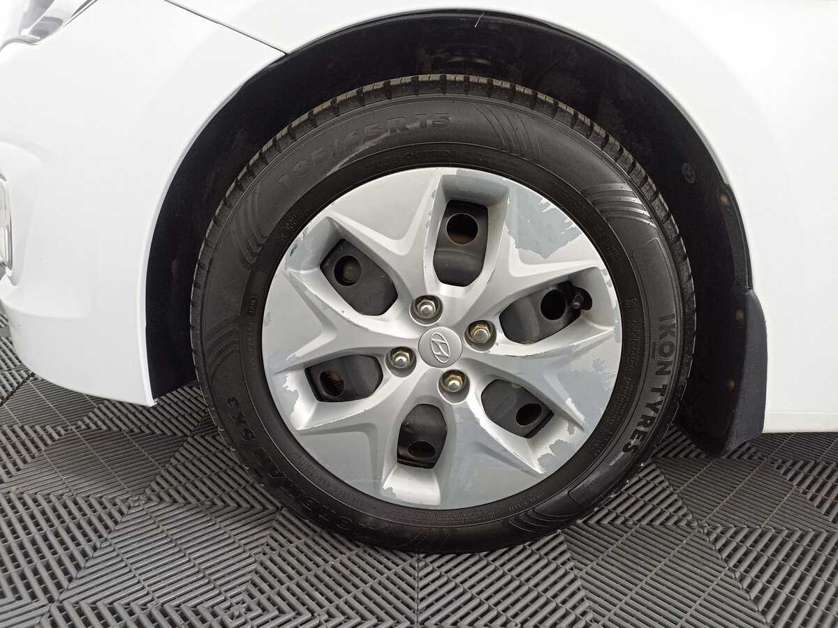 Hyundai Solaris с пробегом — 2016 год. Фото: #14