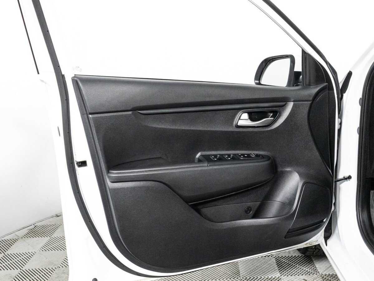 Kia Rio с пробегом — 2021 год. Фото: #23