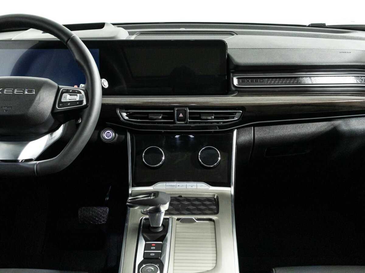 EXEED VX с пробегом — 2023 год. Фото: #13