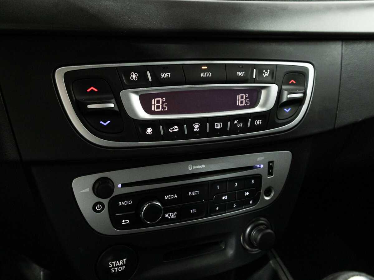 Renault Megane с пробегом — 2013 год. Фото: #14