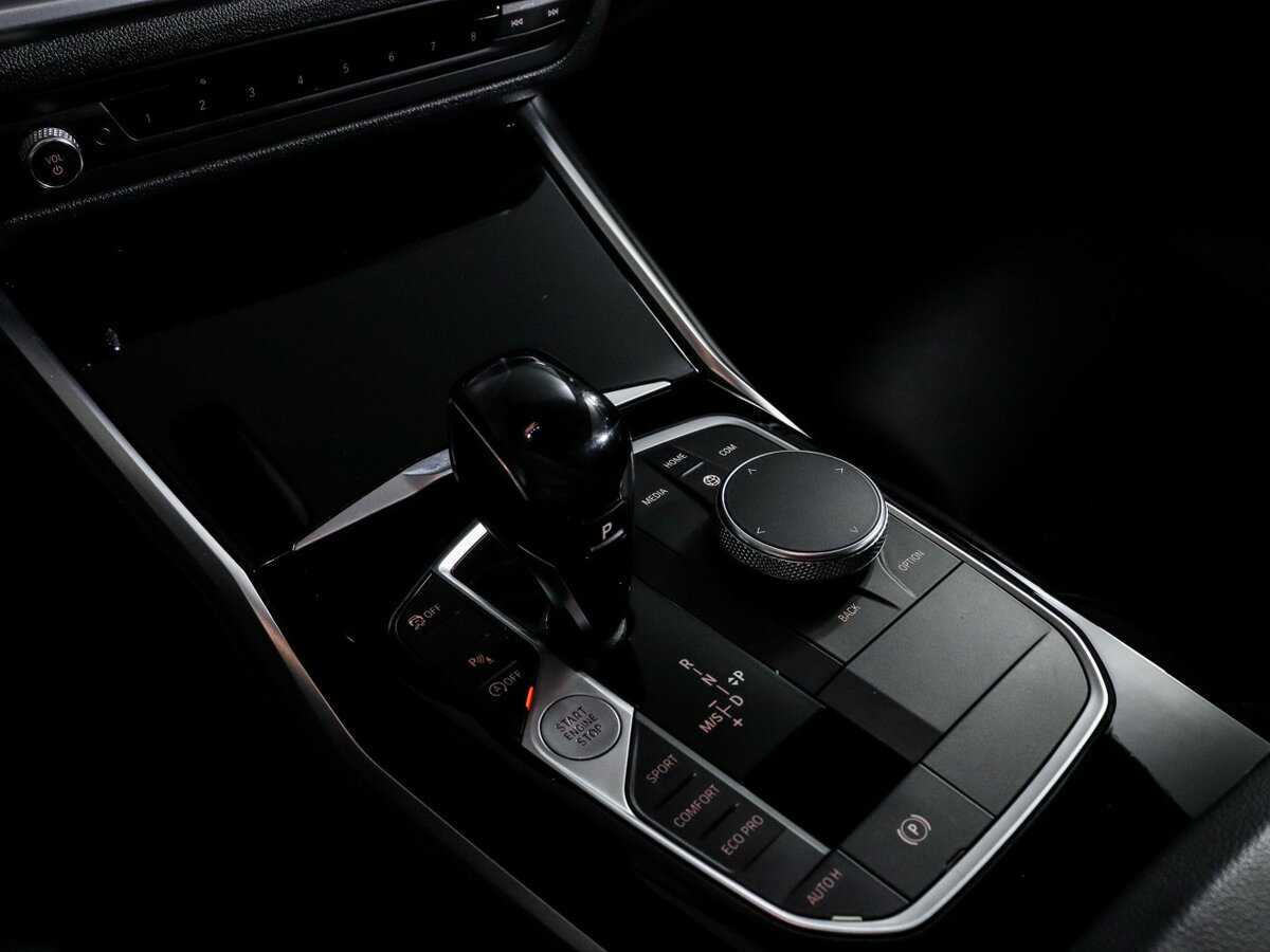 BMW 3 серии с пробегом — 2019 год. Фото: #16