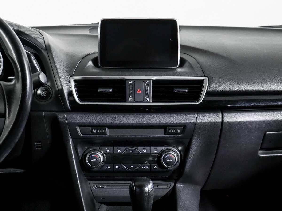 Mazda 3 с пробегом — 2014 год. Фото: #9