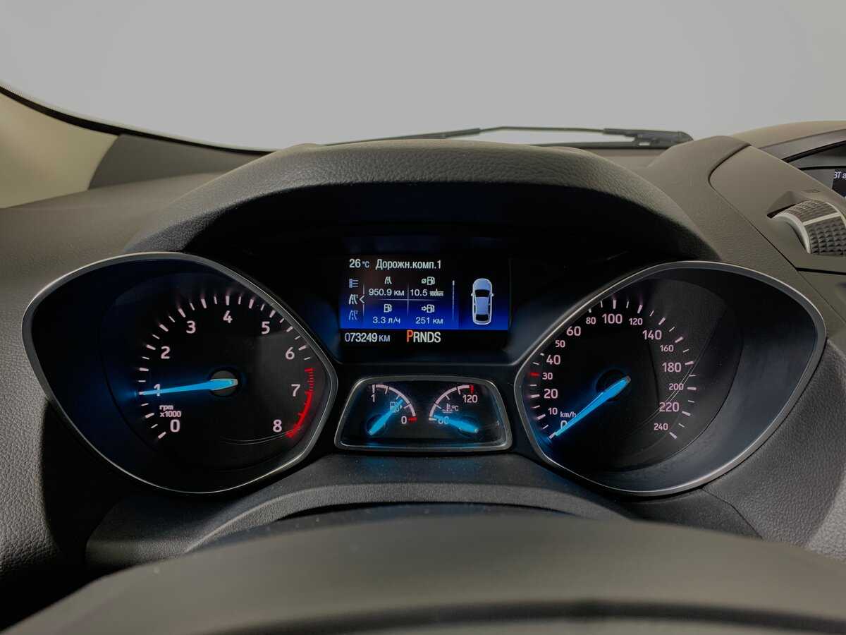 Ford Kuga с пробегом — 2017 год. Фото: #14