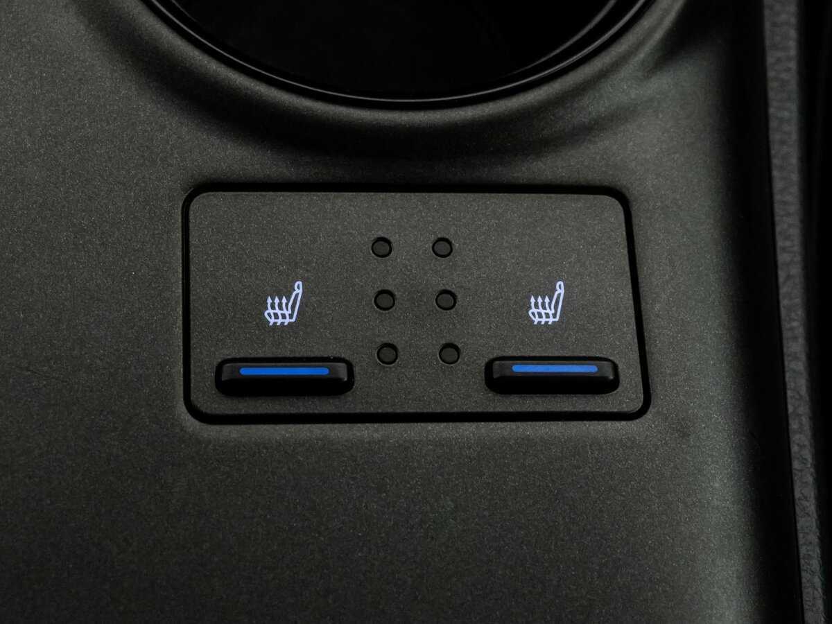 Toyota Camry с пробегом — 2021 год. Фото: #13