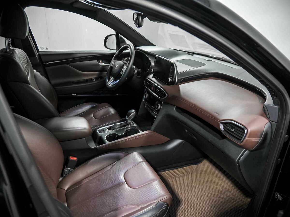 Hyundai Santa Fe с пробегом — 2019 год. Фото: #22