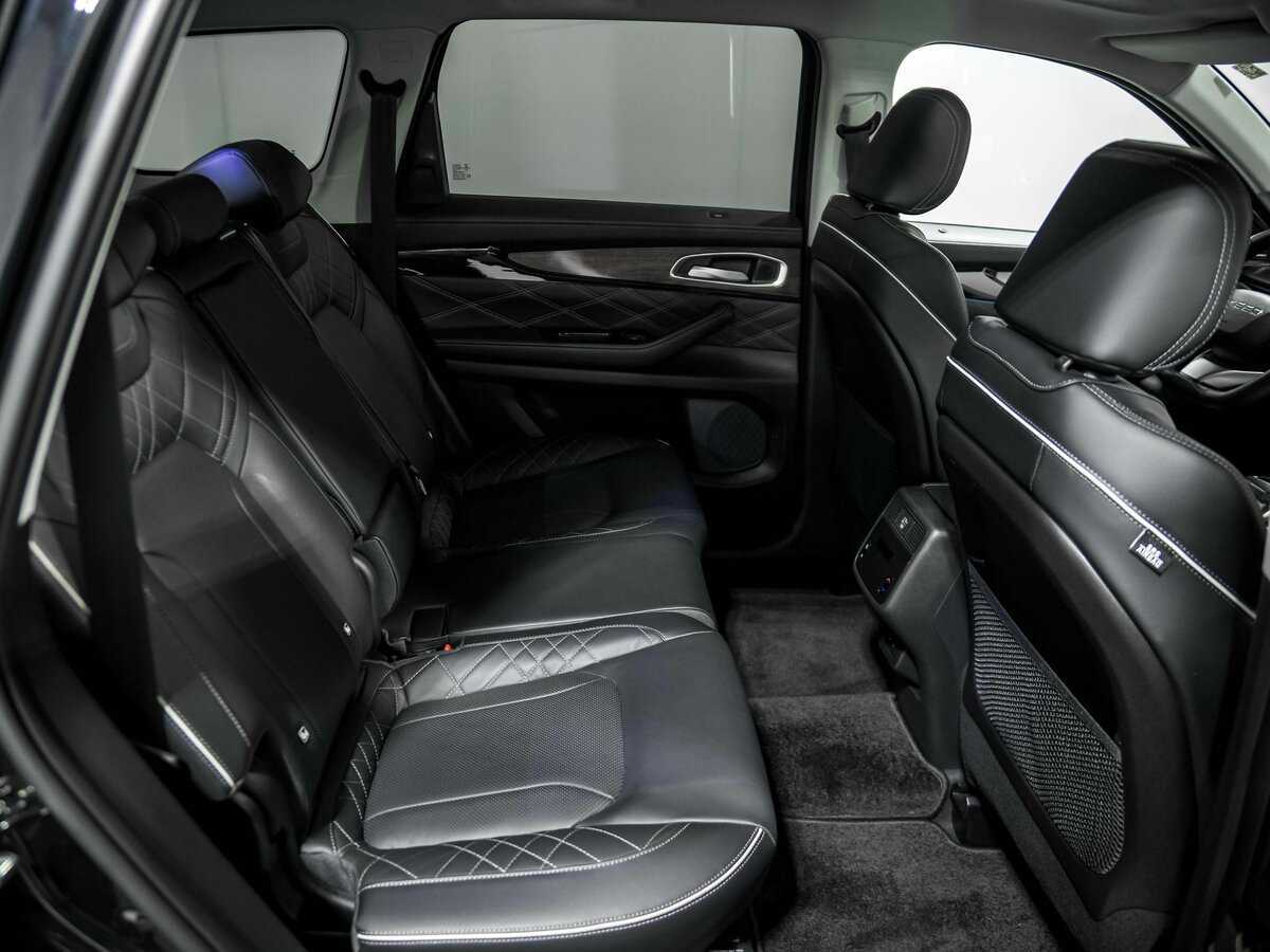 EXEED VX с пробегом — 2023 год. Фото: #13