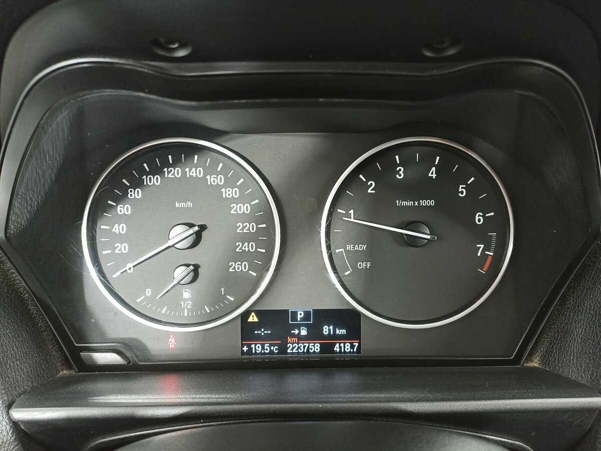 BMW 1 серии с пробегом — 2012 год. Фото: #12