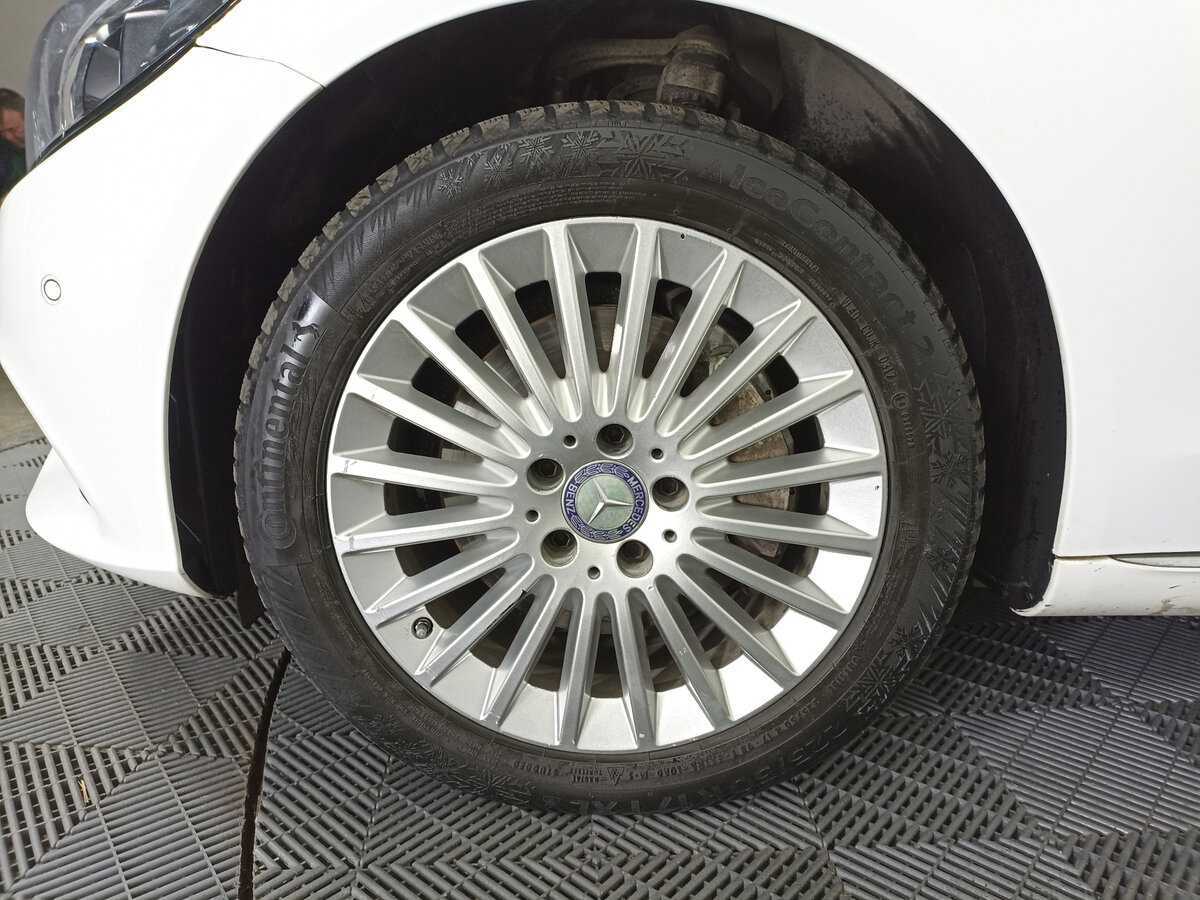 Mercedes-Benz C-Класс с пробегом — 2014 год. Фото: #17