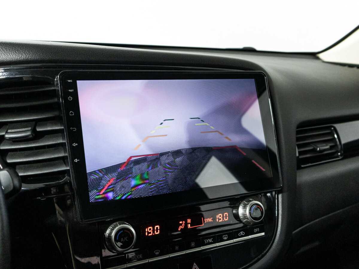 Mitsubishi Outlander с пробегом — 2021 год. Фото: #14