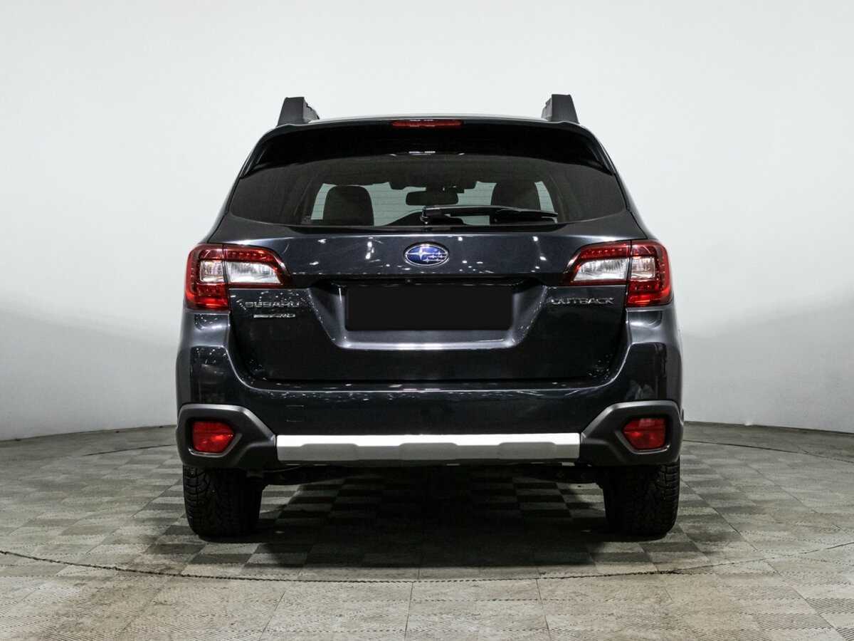 Subaru Outback с пробегом — 2018 год. Фото: #5