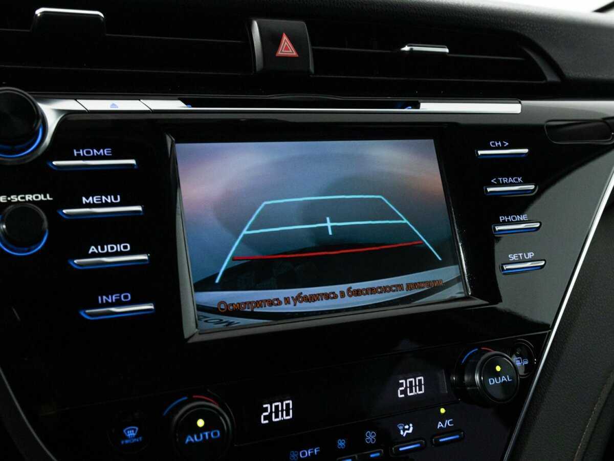 Toyota Camry с пробегом — 2019 год. Фото: #15