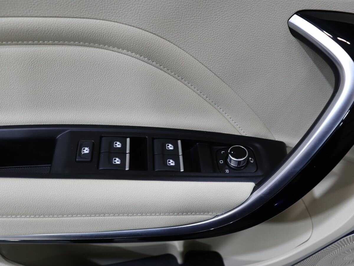 FAW Bestune T77 с пробегом — 2023 год. Фото: #10