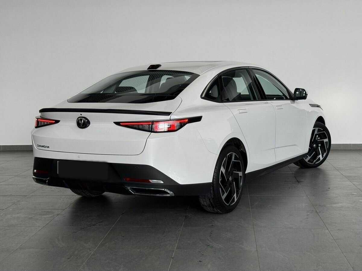Changan Lamore с пробегом — 2023 год. Фото: #5