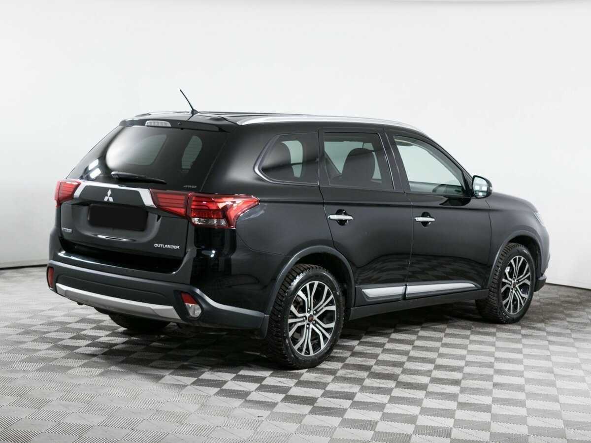 Mitsubishi Outlander с пробегом — 2015 год. Фото: #3