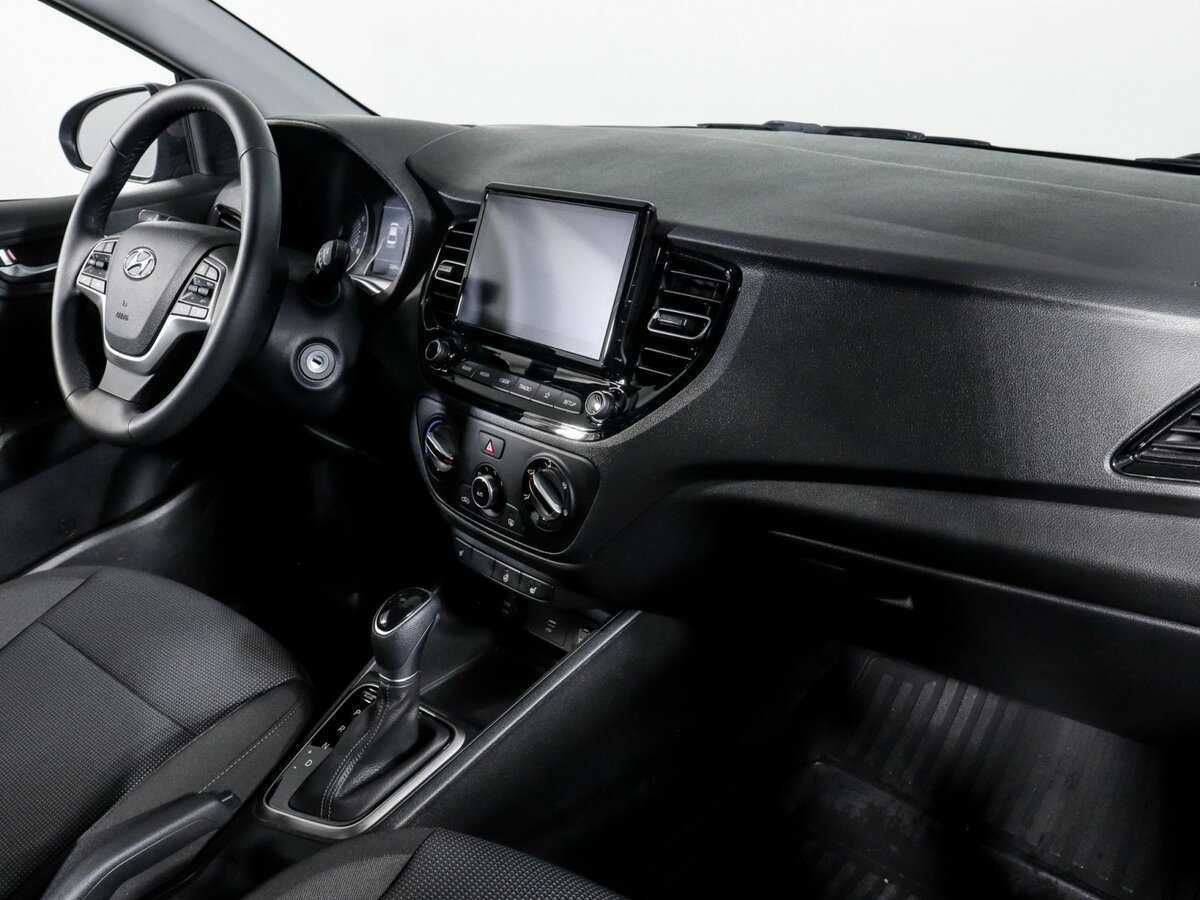 Solaris HS с пробегом — 2024 год. Фото: #8