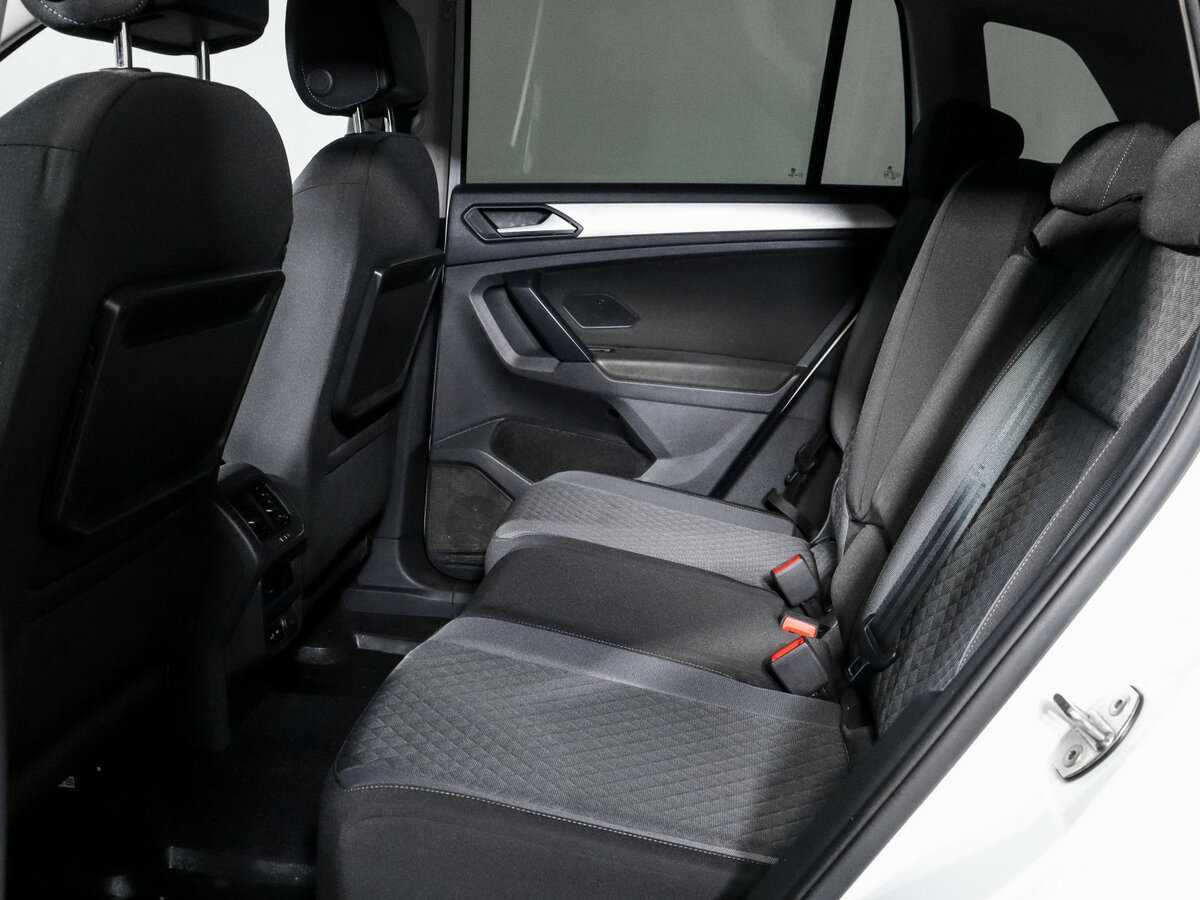 Volkswagen Tiguan с пробегом — 2020 год. Фото: #6