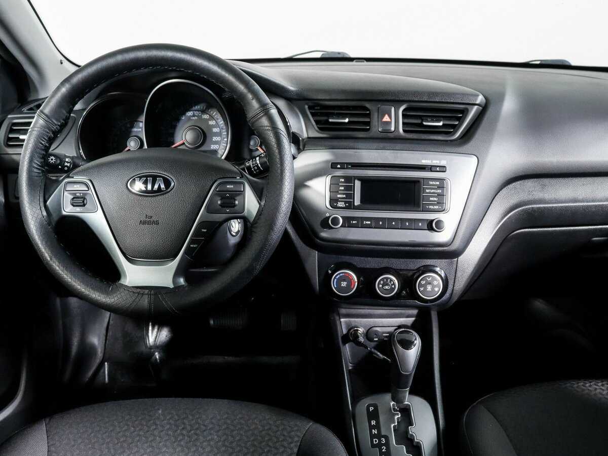 Kia Rio с пробегом — 2016 год. Фото: #8