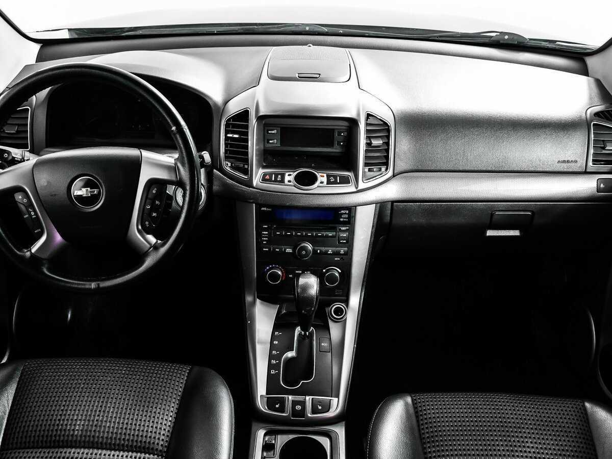 Chevrolet Captiva с пробегом — 2012 год. Фото: #10