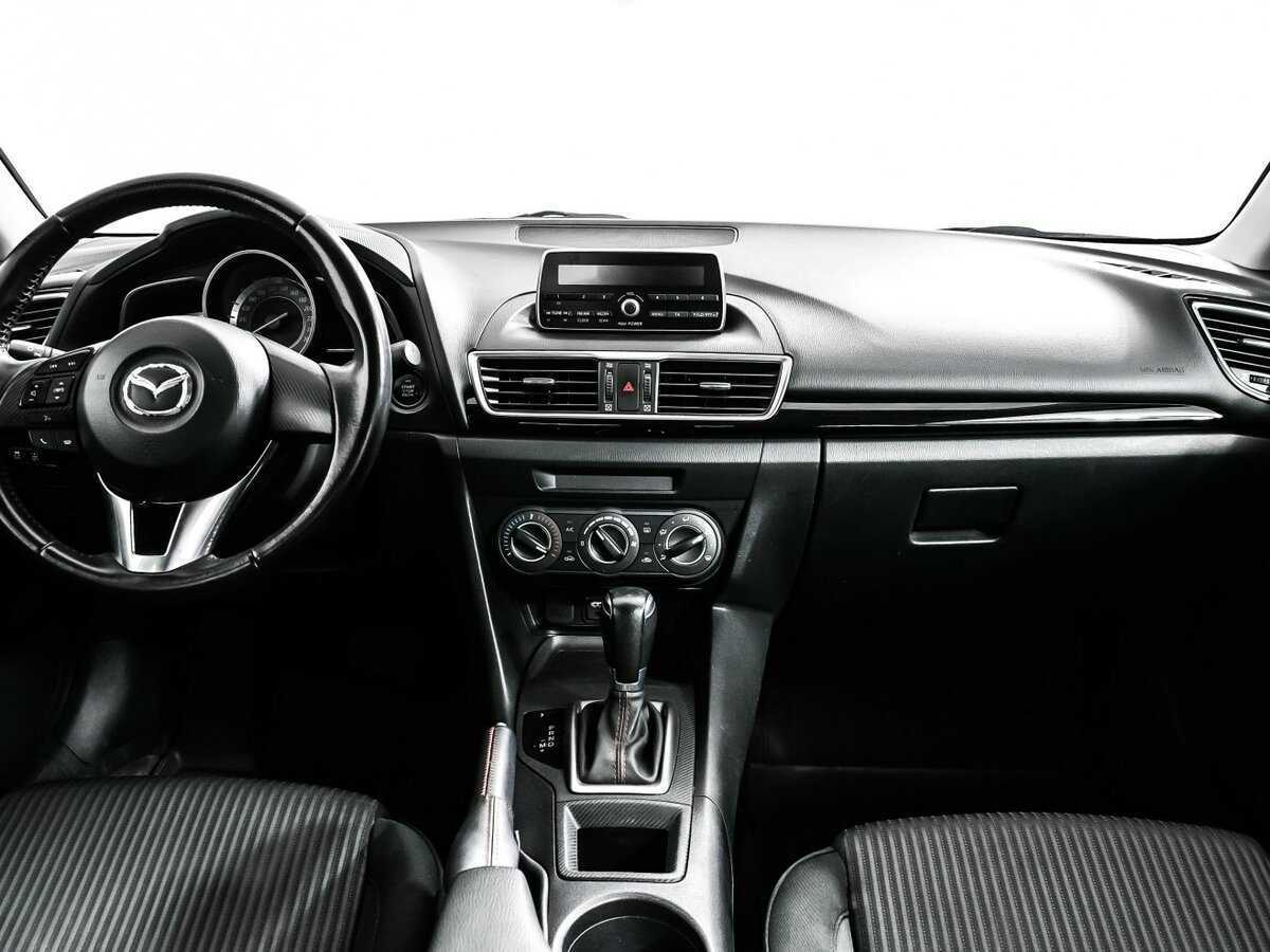 Mazda 3 с пробегом — 2013 год. Фото: #10
