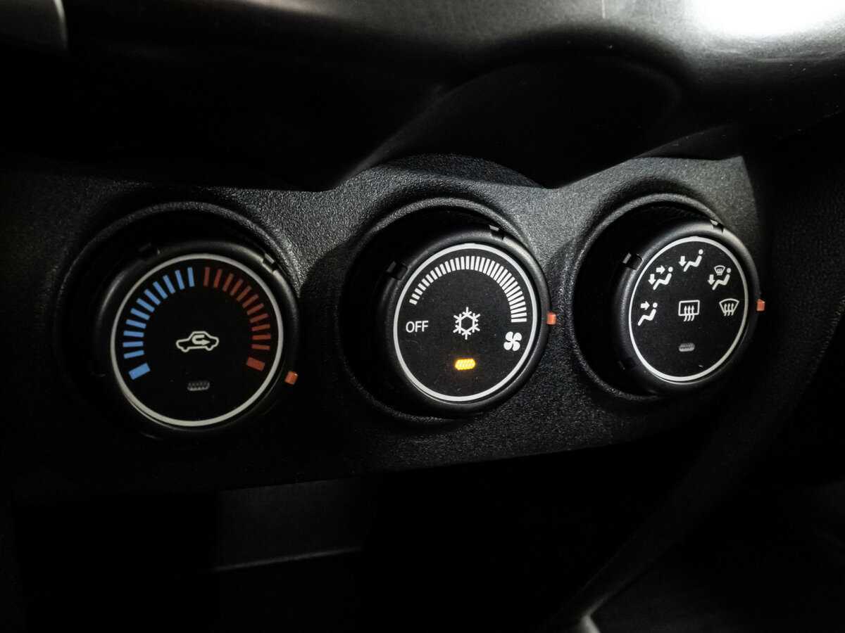 Mitsubishi ASX с пробегом — 2012 год. Фото: #11