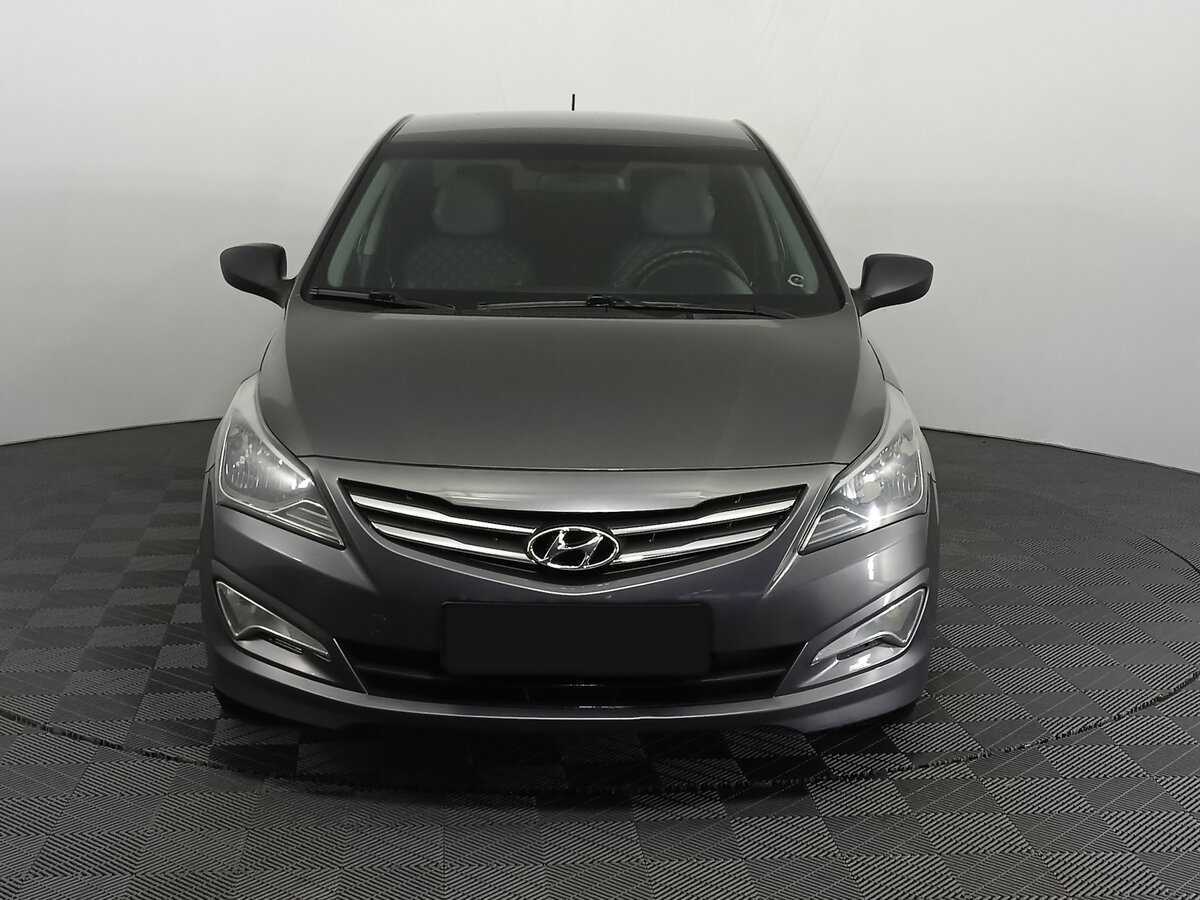 Hyundai Solaris с пробегом — 2015 год. Фото: #1