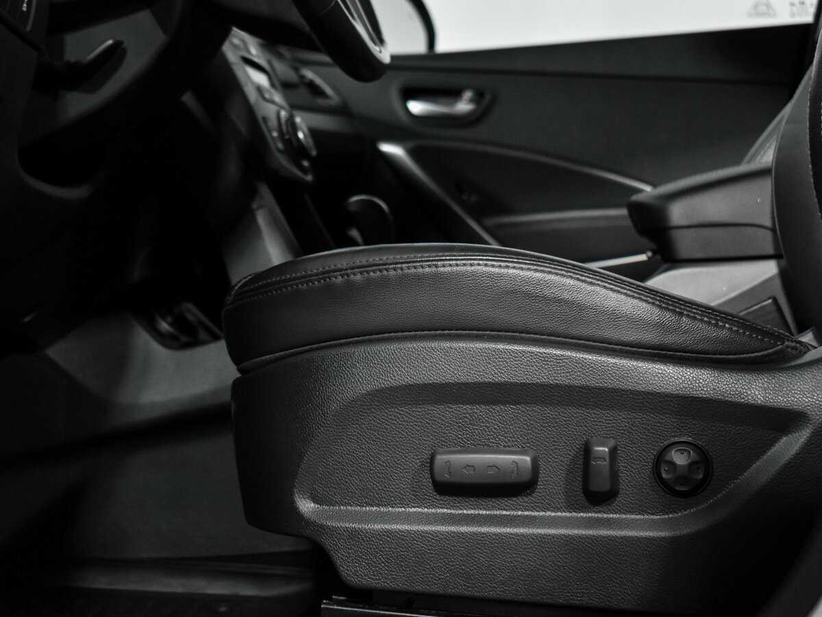Hyundai Santa Fe с пробегом — 2016 год. Фото: #7