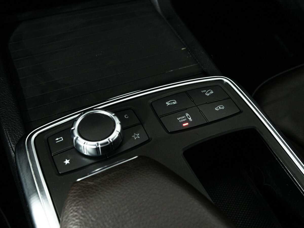 Mercedes-Benz M-Класс с пробегом — 2012 год. Фото: #18