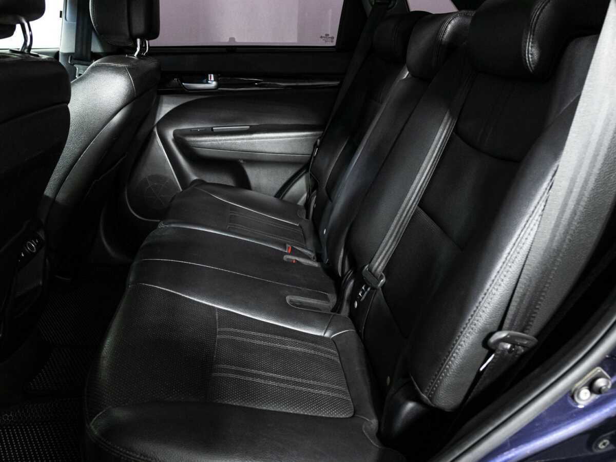 Kia Sorento с пробегом — 2013 год. Фото: #9