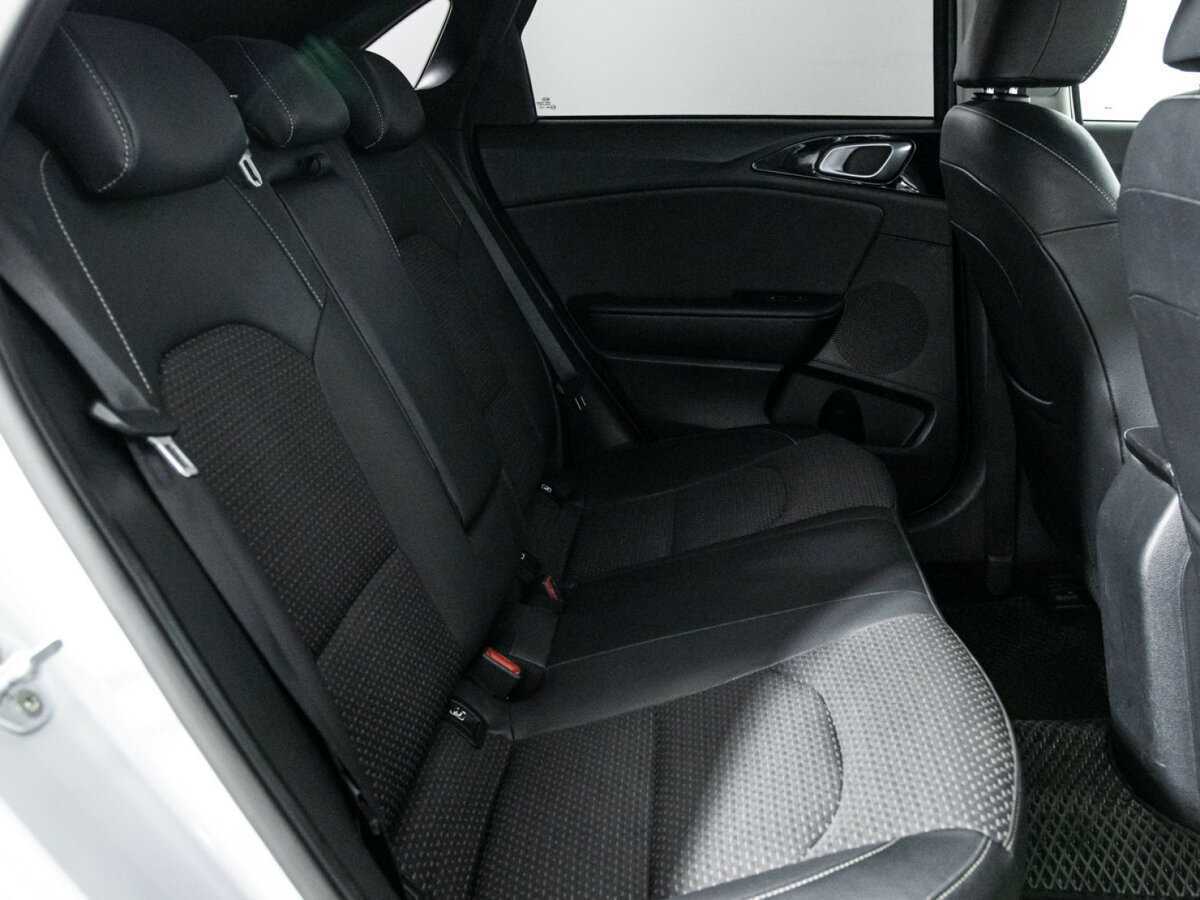 Kia Ceed с пробегом — 2020 год. Фото: #28