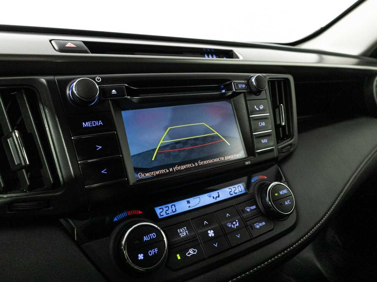 Toyota RAV4 с пробегом — 2015 год. Фото: #16