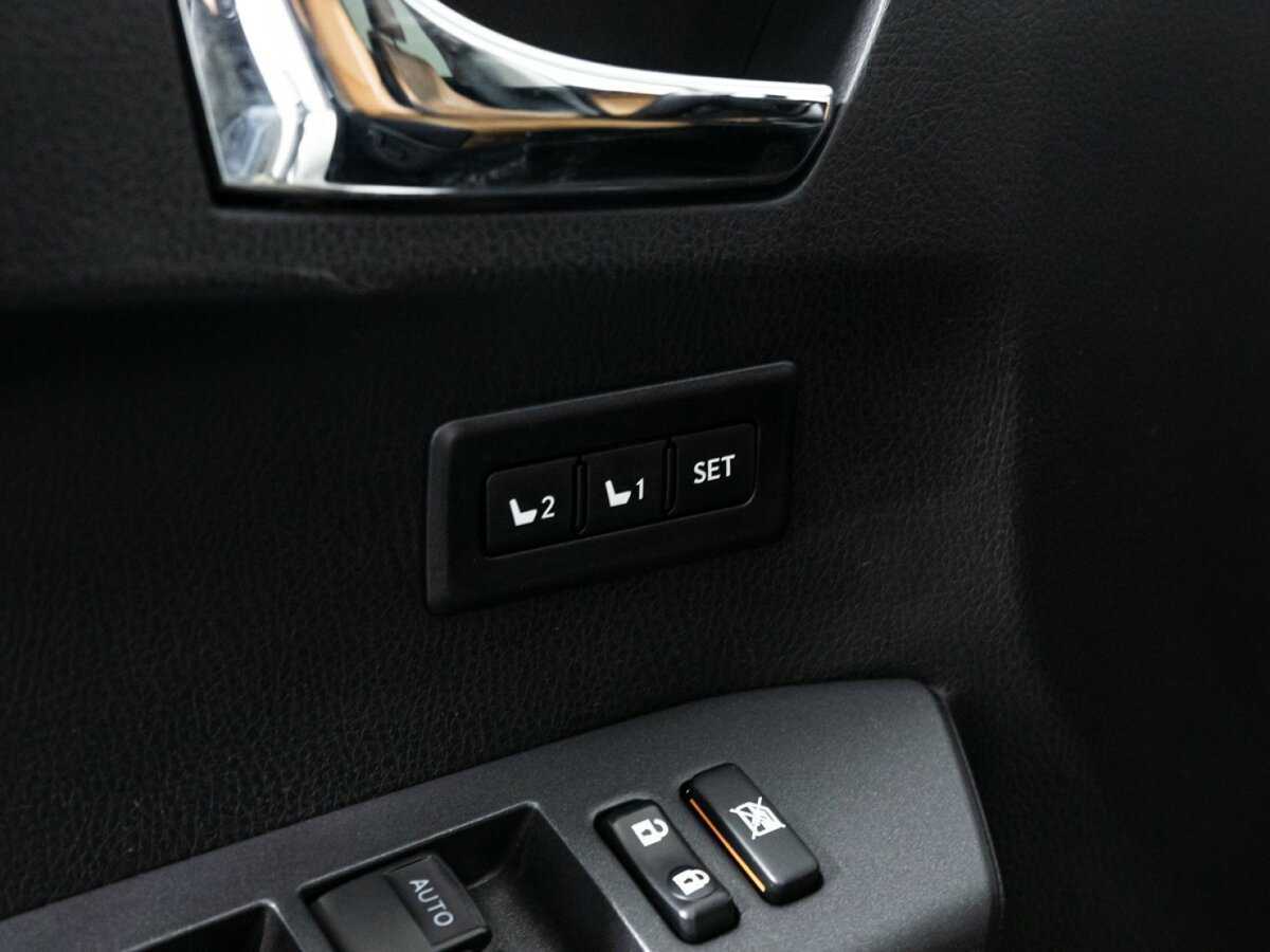 Toyota RAV4 с пробегом — 2019 год. Фото: #16