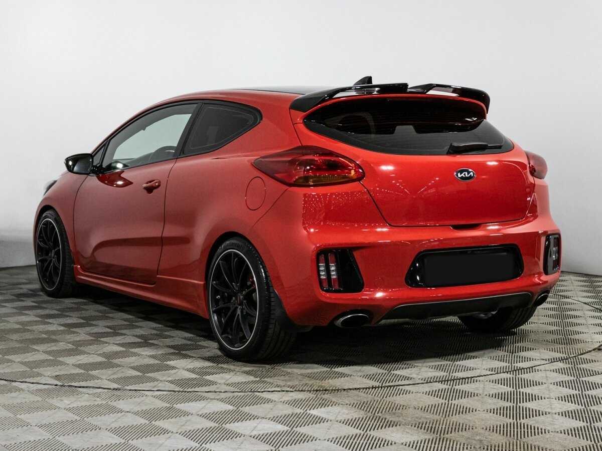 Kia Ceed GT с пробегом — 2017 год. Фото: #6