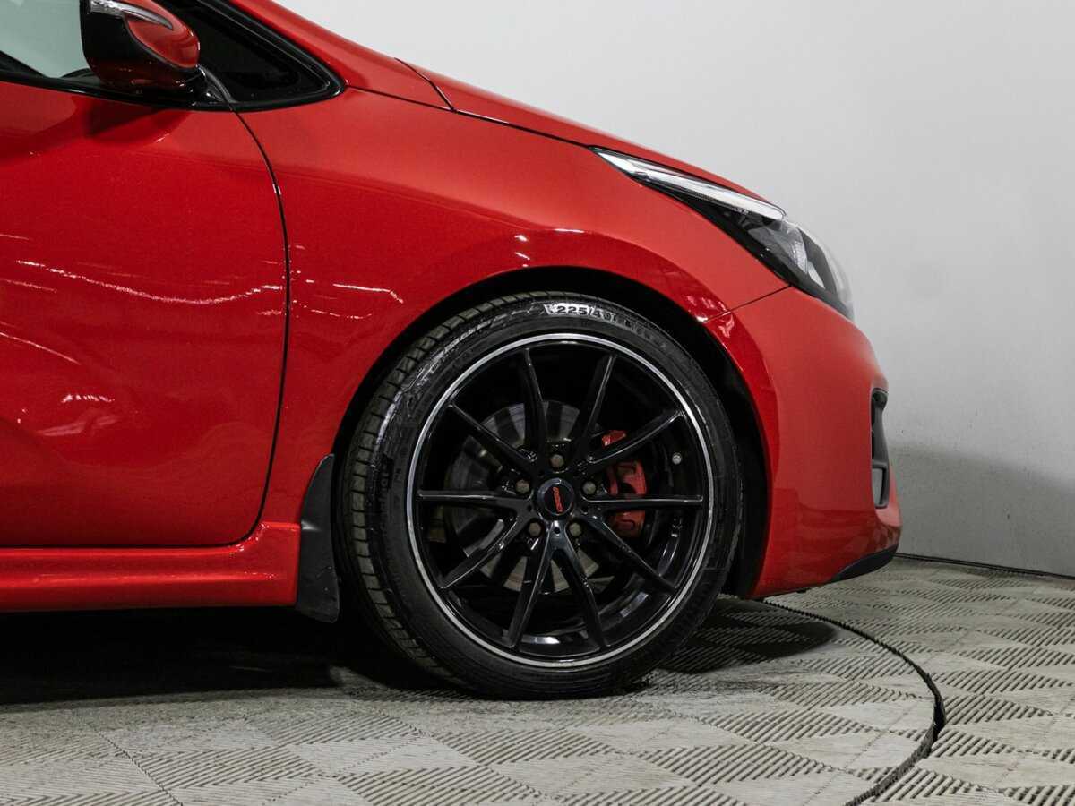 Kia Ceed GT с пробегом — 2017 год. Фото: #17