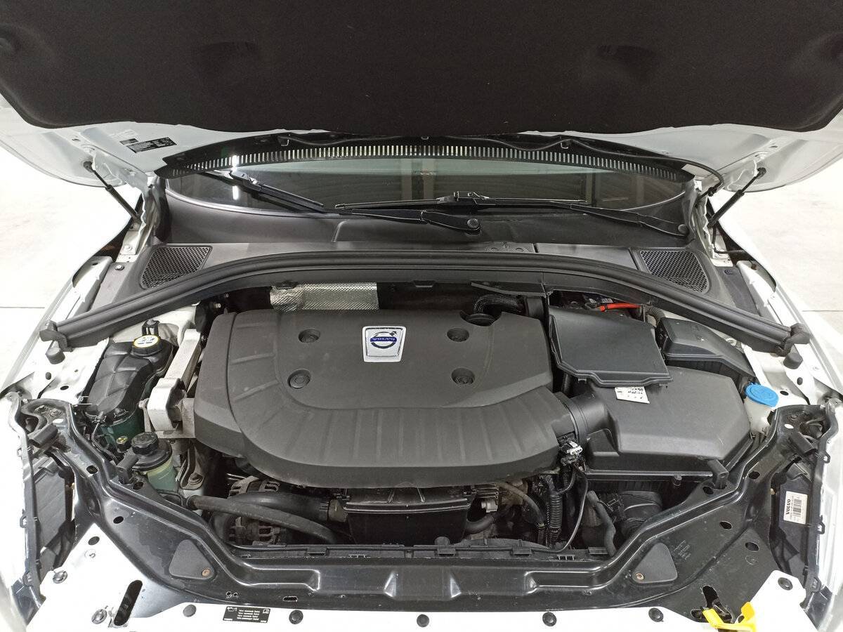 Volvo XC60 с пробегом — 2013 год. Фото: #8