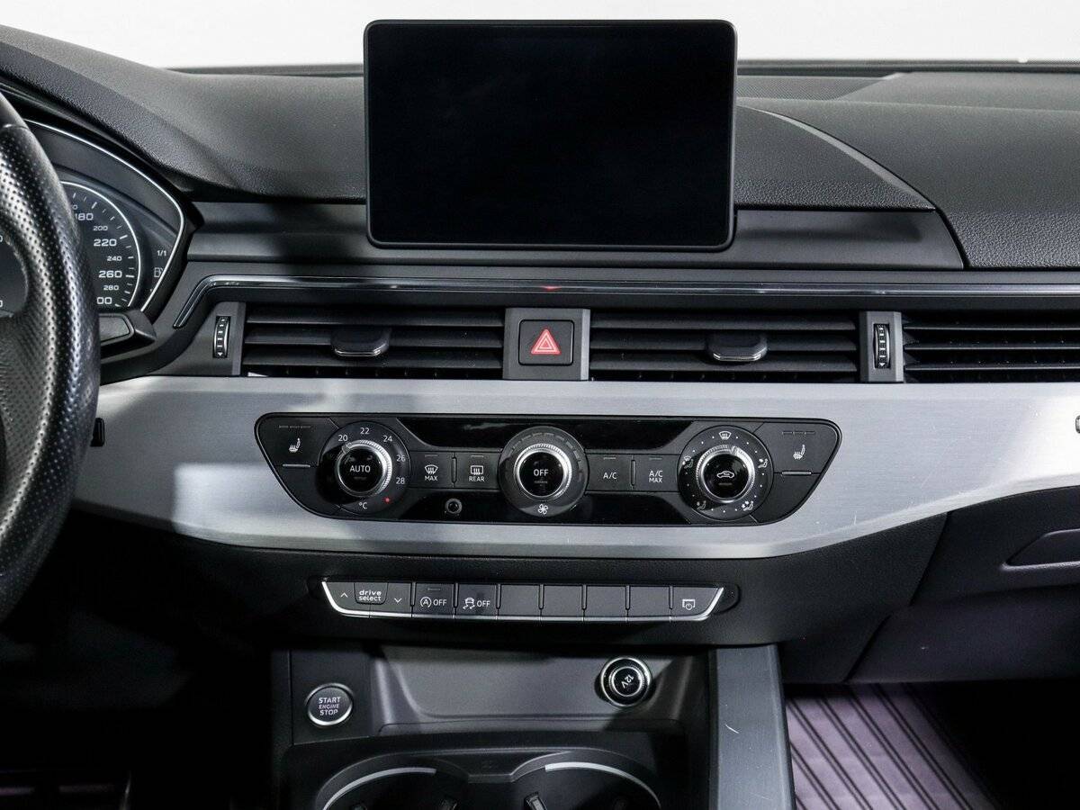 Audi A4 с пробегом — 2017 год. Фото: #9