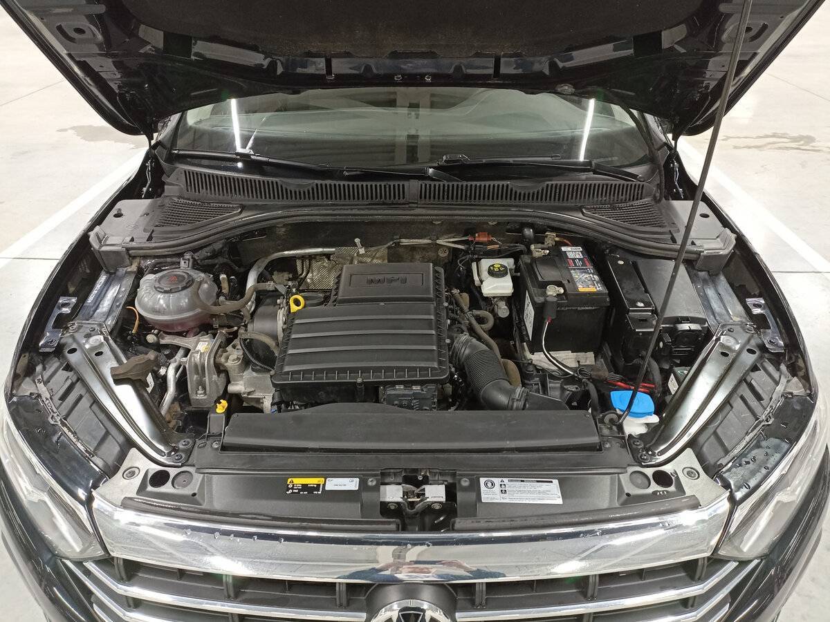 Volkswagen Jetta с пробегом — 2020 год. Фото: #8