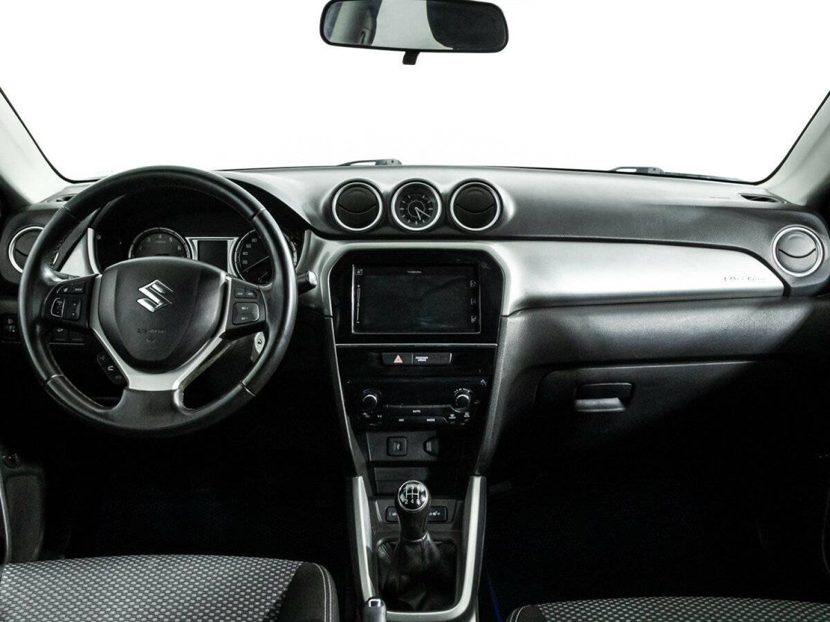 Suzuki Vitara с пробегом — 2016 год. Фото: #12