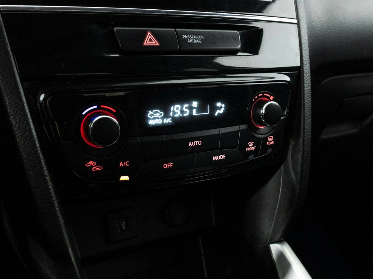 Suzuki Vitara с пробегом — 2016 год. Фото: #15