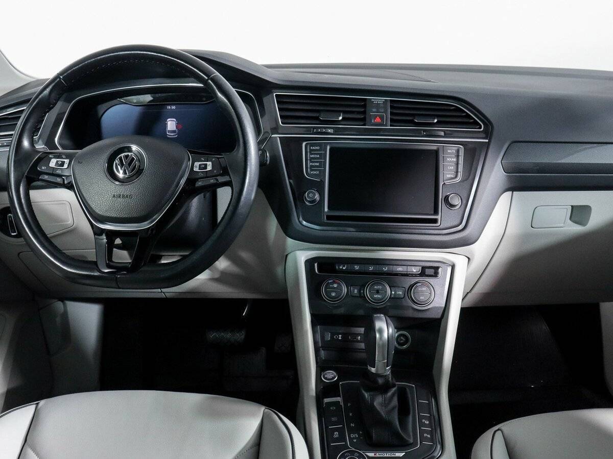 Volkswagen Tiguan с пробегом — 2017 год. Фото: #11