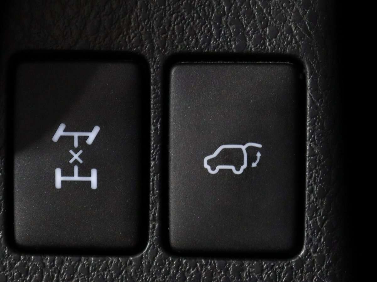 Toyota RAV4 с пробегом — 2017 год. Фото: #20