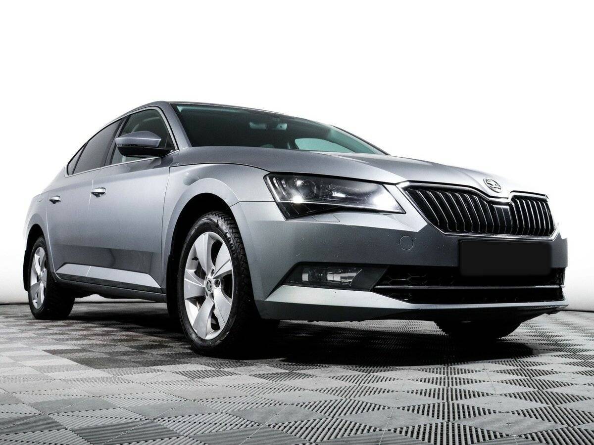 Skoda Superb с пробегом — 2017 год. Фото: #15