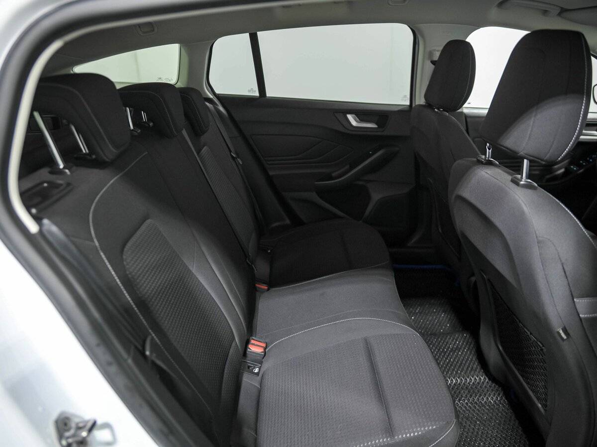 Ford Focus с пробегом — 2019 год. Фото: #17