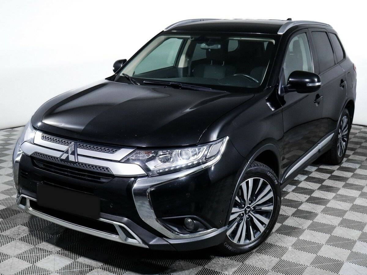 Mitsubishi Outlander с пробегом — 2019 год. Фото: #15