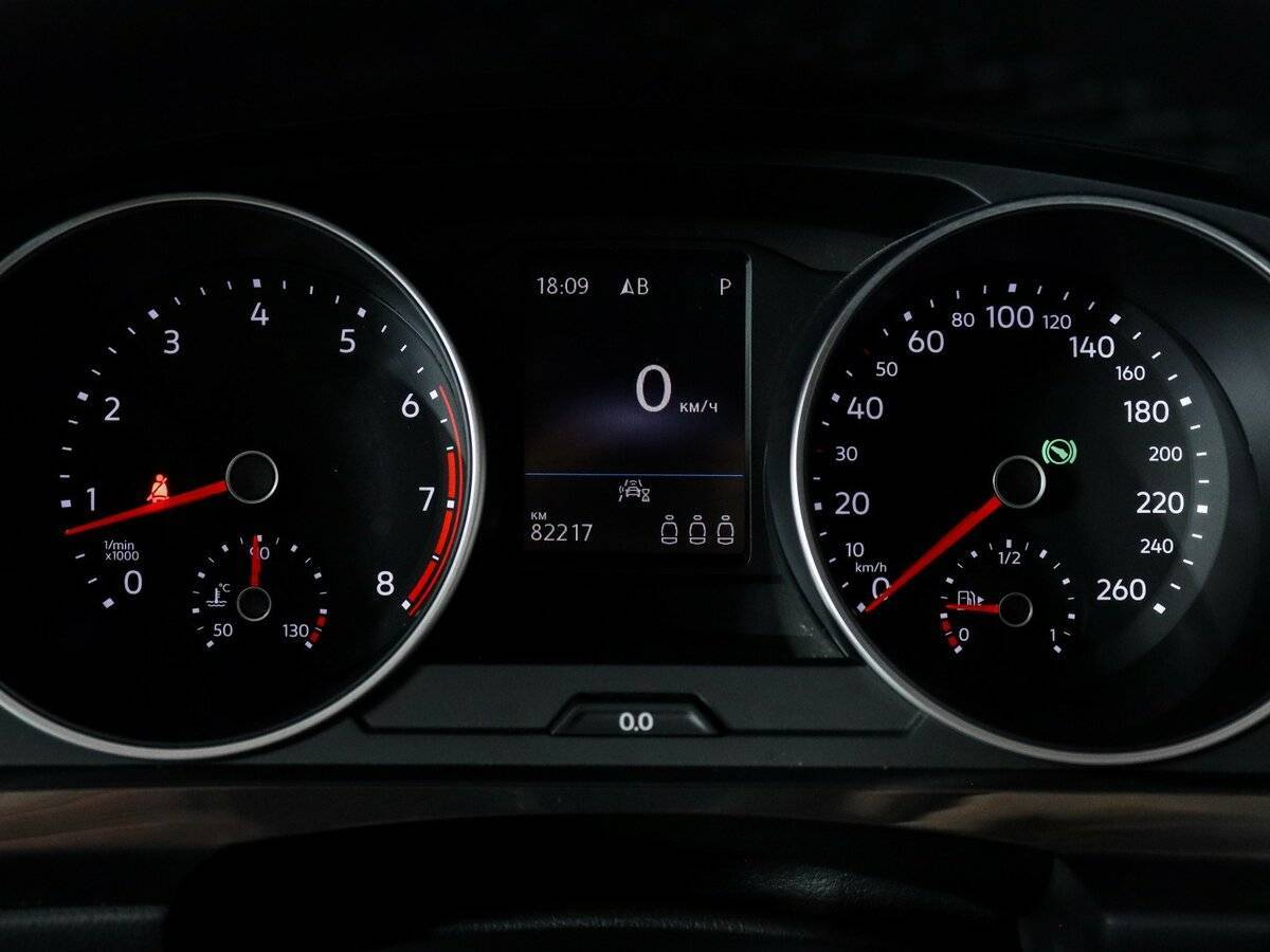 Volkswagen Tiguan с пробегом — 2021 год. Фото: #7